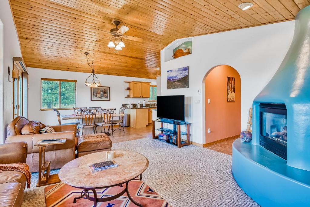Angel Fire House | Trailblazer's Delight