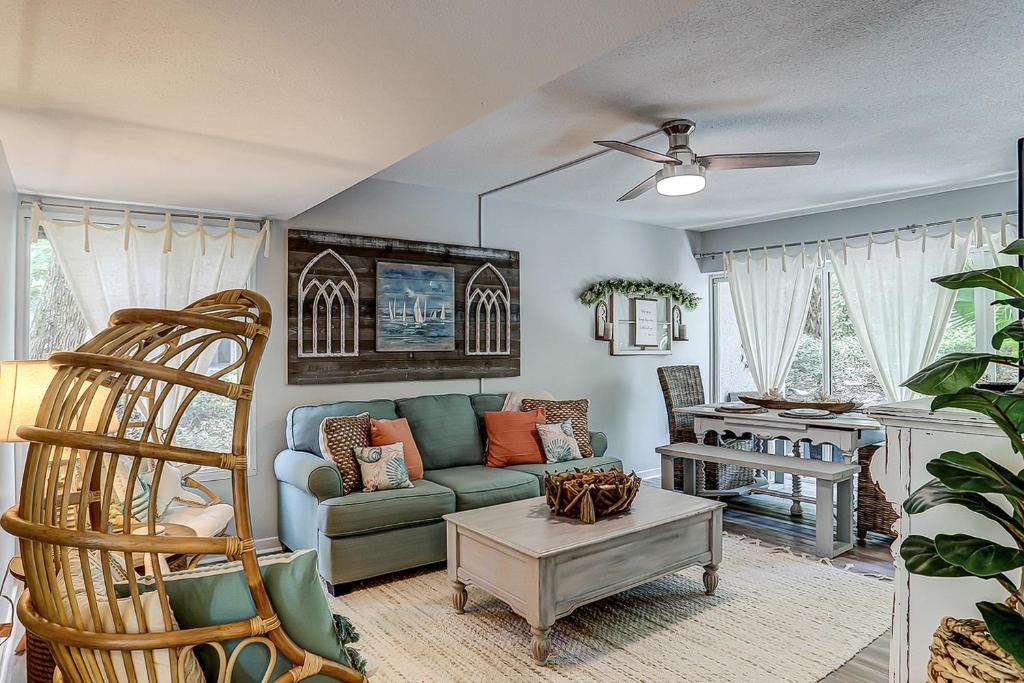 Hilton Head Island Hotel | Treetops 5701