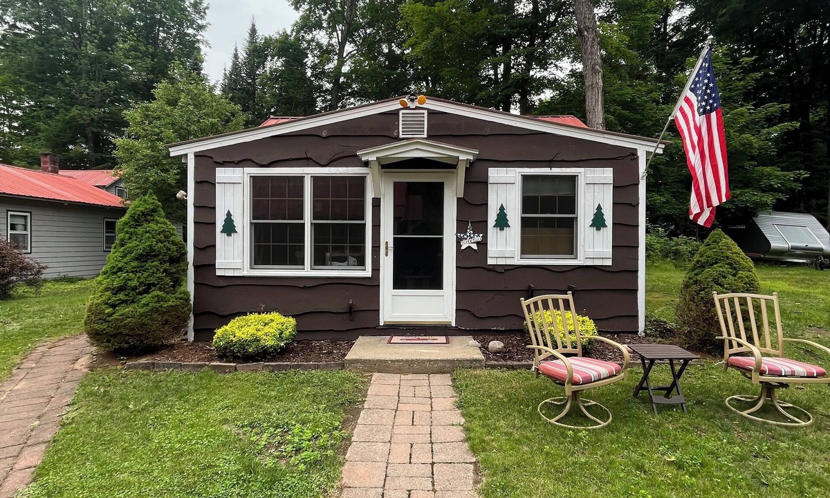 Eagle Bay Cottage | Two Neighboring Cottages - Steps to a Private Beach!