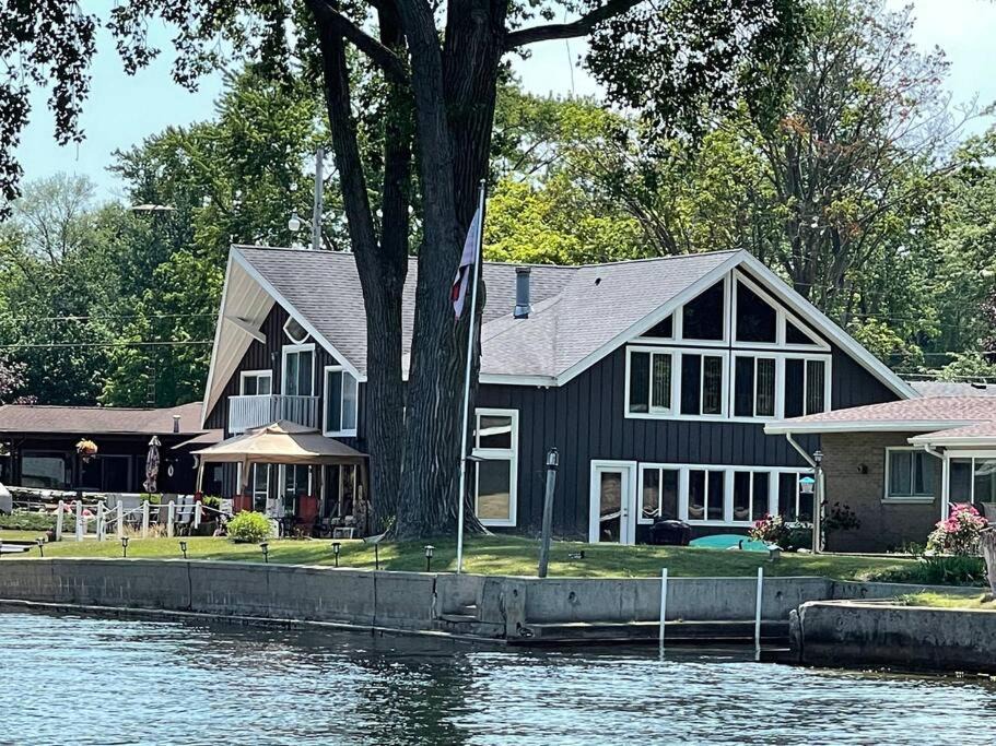 Paw Paw Lake House | Unforgettable 4 bedroom 3 bath waterfront cabin