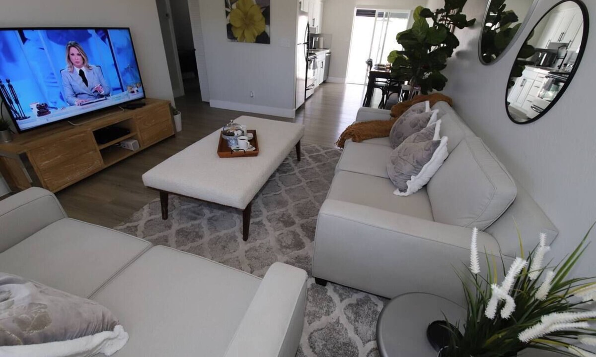 Suncrest Estates Condo | Unique 2Bdrm/1Bath ~Arcadia-Lite Condo~ Sleeps 4