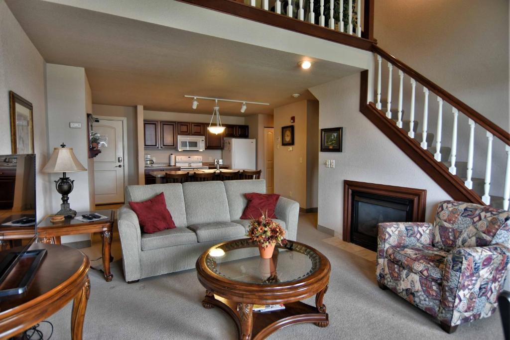 Birchwood Apartment | Unit 317 Tagalong Condo Condo