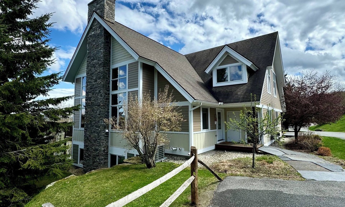 Wilmington Condo | VT Mountain Retreat