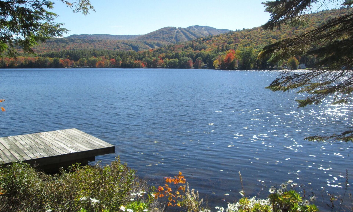 Mount Sunapee House | Waterfront Log Cabin with Mt. Sunapee Views