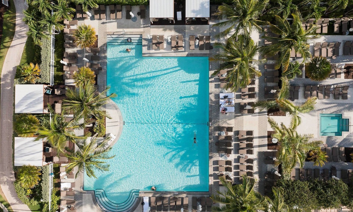 Key Biscayne Apartment | Waterfront resort suite - spa, tennis & dining