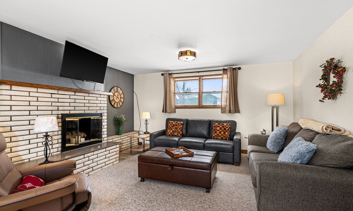 Billings Park House | Whitehouse Retreat Suite | Near River & Duluth