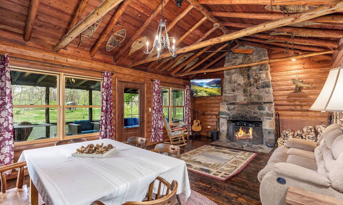 St Croix Falls Cabin | Who knew "Up North" could be so close to home!