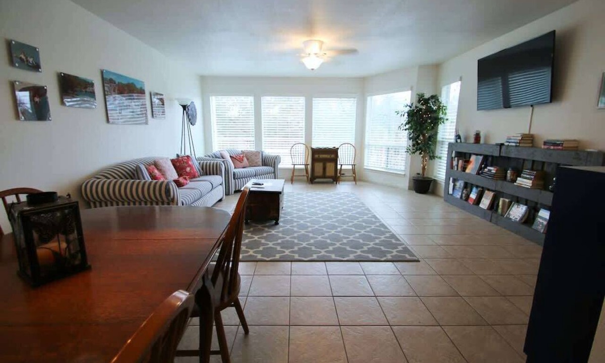 New Braunfels Condo | WW C302 Gracelanda