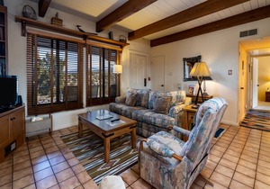112 m² Condo ∙ 2 bedrooms ∙ 4 guests