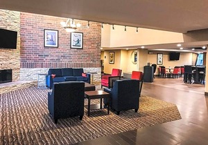 2-Star Hotel ∙ Comfort Inn Farmington Hills