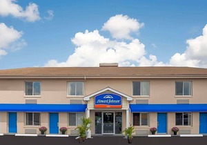2-Star Hotel ∙ Howard Johnson by Wyndham Springfield