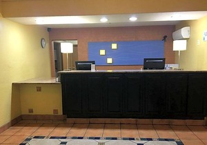 2-Star Hotel ∙ Ramada by Wyndham Santa Fe