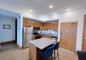 2BR Suite at The Grand Castle Gym & Free Parking