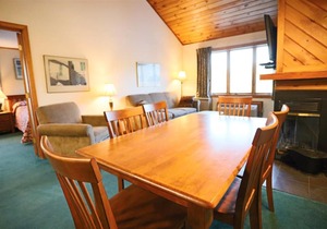 3 Bedroom Deer Park Condo on Lake and close to Recreation Center