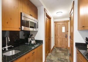 3rd Floor Studio @ The Lodge at Spruce Peak