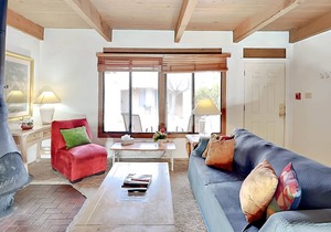 74 m² Condo ∙ 2 bedrooms ∙ 4 guests