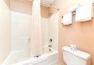 Americas Best Value Inn Plattsburgh