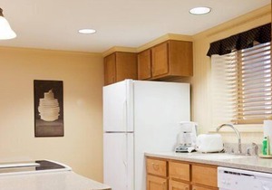 Beautiful 2 bedroom unit at resort, sleeps 6