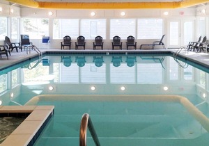 Beautiful 2 bedroom unit at resort, sleeps 8