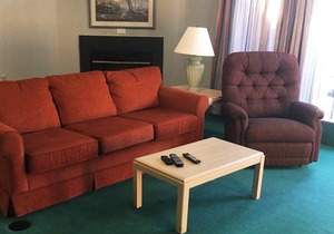 Beautiful 2 bedroom unit at resort, sleeps 8