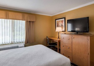 Best Western Plus Windjammer Inn & Conference Center