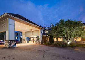 Best Western Plus Windjammer Inn & Conference Center