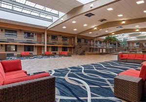 Best Western Plus Raton Hotel