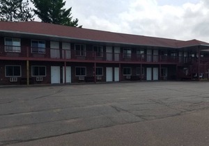 Birchwood Motel in Birchwood, WI! Standard room