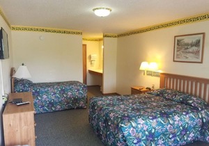 Birchwood Motel in Birchwood, WI! Queen and twin