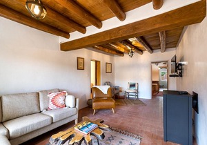 Casa Sarita, 3 Bedrooms, Patio, Ground Floor, Sleeps 8