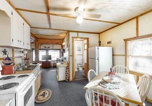 Catfish Cottage B