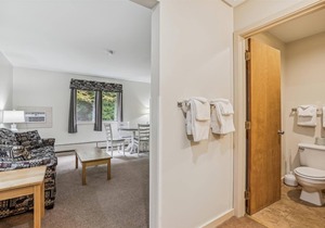 Cedarbrook Junior Suite 11416