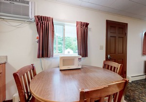 Charming and casual motel in a great location with shared resort amenities