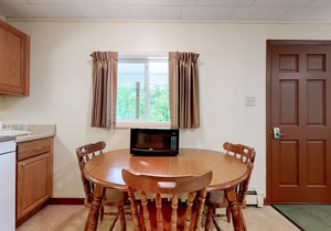 Charming and causal motel in a great location with shared resort amenities