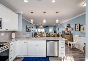 Class A Condo - located in Belleair Beach, FL