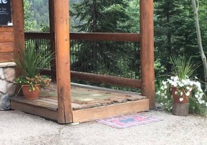 Comfortable Taos Ski Valley Condo sleeps 9 with Full Kitchen