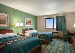 Coratel Inn & Suites New Richmond - 2 Queen Bed Non-Smoking