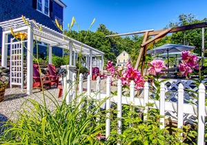 Cottage 3 - Year Round - Pet Friendly - 1 Bedroom/1 Bath