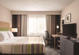 Country Inn & Suites by Radisson Northfield MN