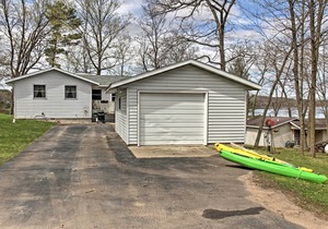 Cozy Balsam Lake Home: Deck, Private Dock + Kayaks