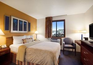 Days Inn by Wyndham Austin