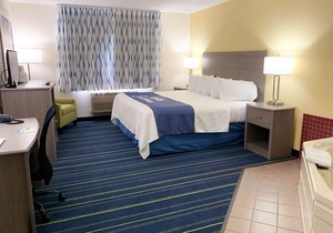 Days Inn by Wyndham Hinckley