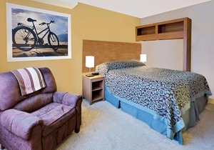 Days Inn by Wyndham Winona