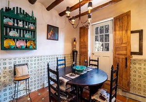 El Nido Lane Tesuque, 1 Bedroom, Sleeps 2, Private Yard, WiFi, Washer/Dryer