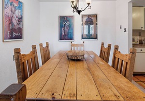 Experience Authentic Santa Fe Living - Walk to Historic Downtown, Kiva Fireplace