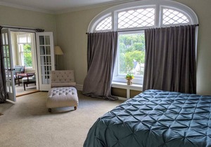 Franklin Manor - 2 King Suites and 1 Queen Suite