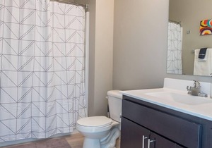 Frontdesk | Updated 1BR near the Mississippi River
