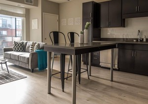 Frontdesk | Updated 1BR near the Mississippi River