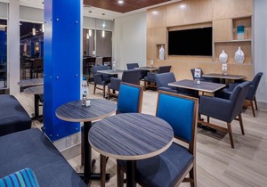 Holiday Inn Express & Suites Rice Lake
