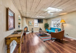 House ∙ 2 bedrooms ∙ 6 guests